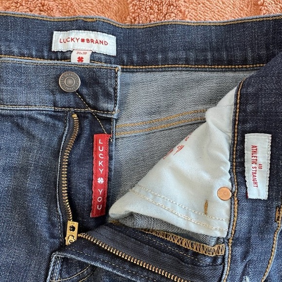 Lucky Brand 410 Women's Jeans 31x30 Athletic Straight Fit Lucky You Zipper Denim - Picture 3 of 9